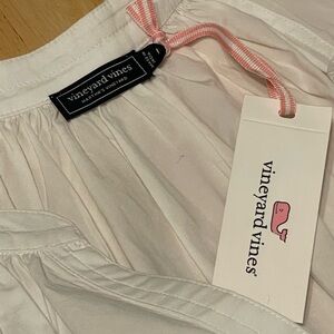 New with tags - Vineyard Vines capped sleeve button down blouse
